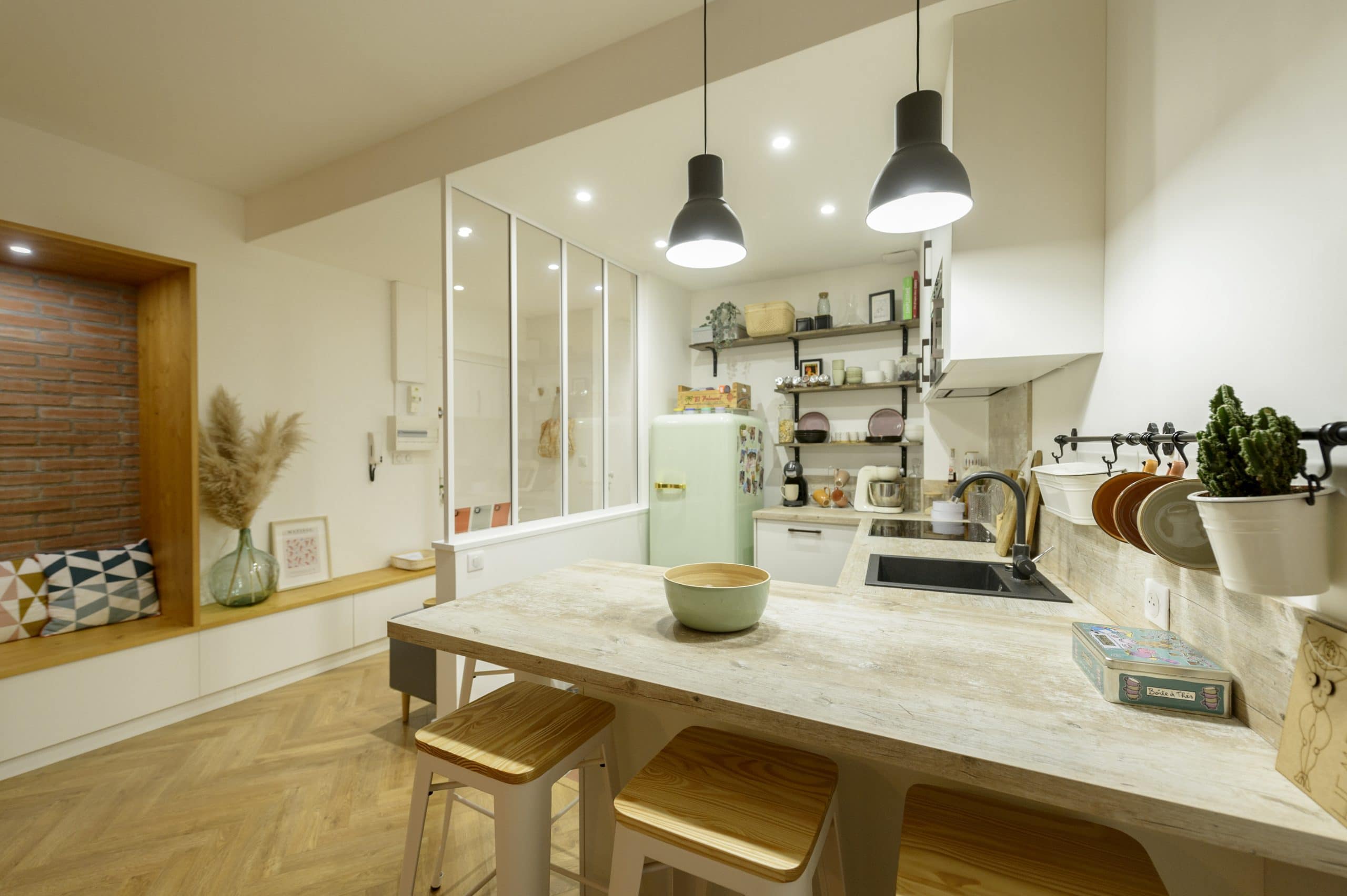 cuisine en u bois et blanche