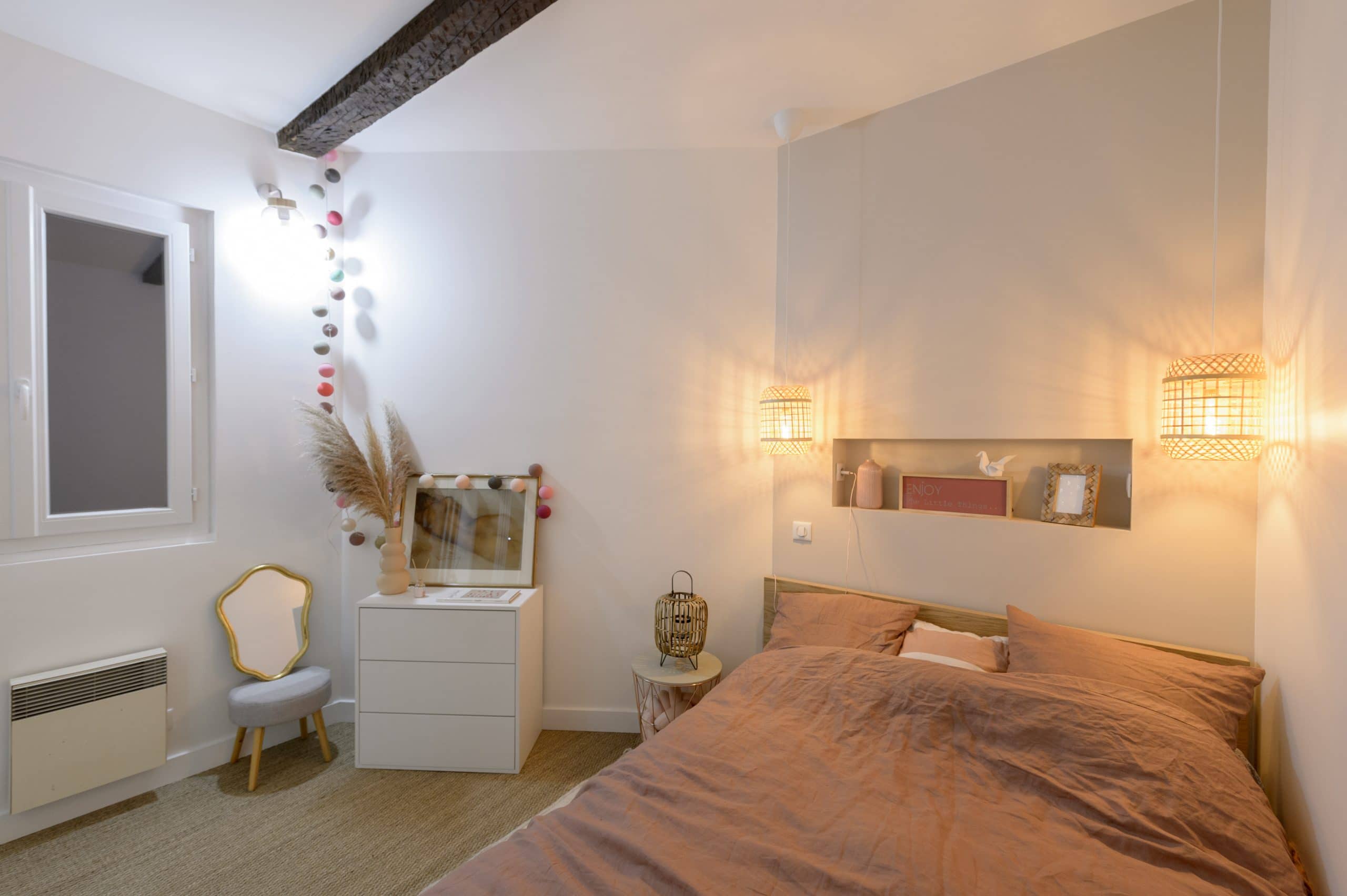 chambre adulte cocooning poutre apparente