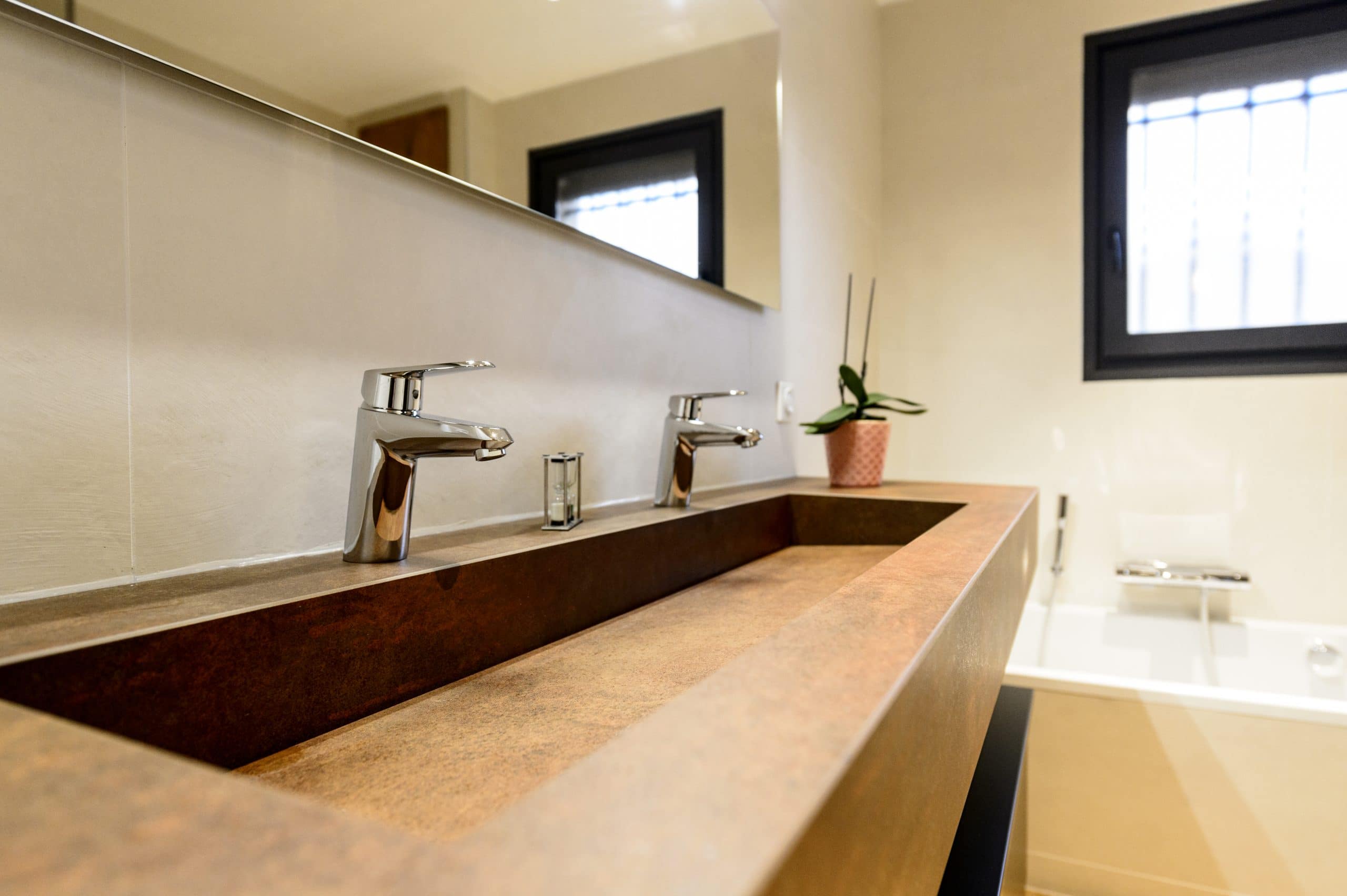 evier salle de bain design effet rouille